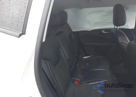 2018 Jeep Compass Latitude 4X4 из США, поврежденный, VIN 3C4NJDBBXJT422936